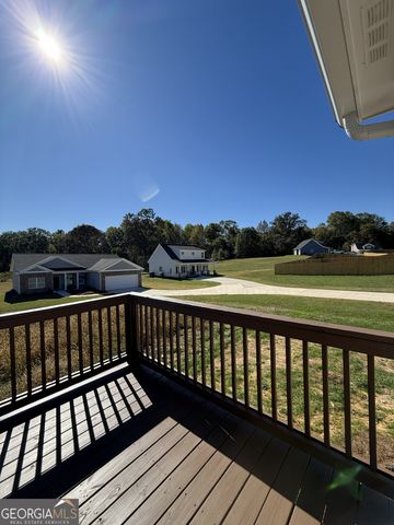 210 Charlotte Circle, Statham, GA 30666