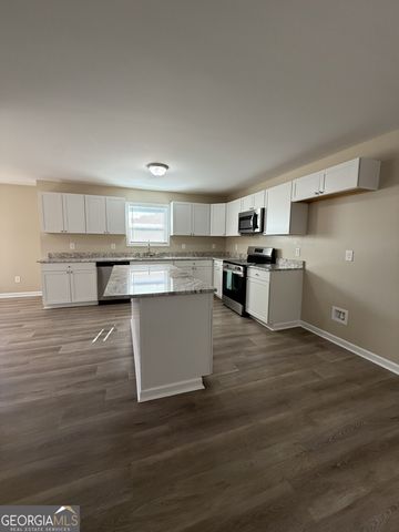 210 Charlotte Circle, Statham, GA 30666