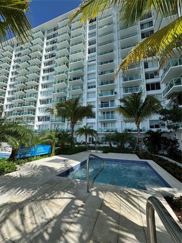 1000 West Ave PH-07, Miami Beach, FL 33139