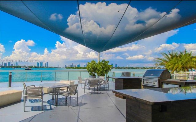 1000 West Ave PH-07, Miami Beach, FL 33139