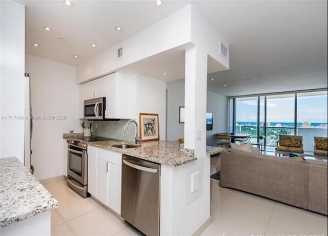 1000 West Ave PH-07, Miami Beach, FL 33139