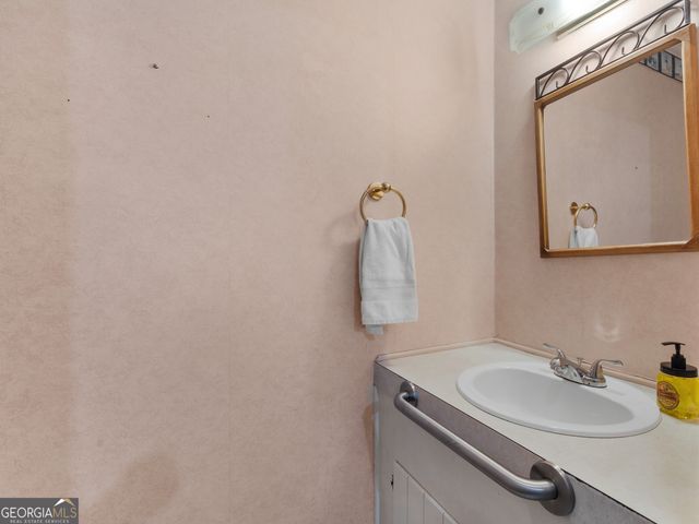 125 Valley Hill Road, Stockbridge, GA 30281