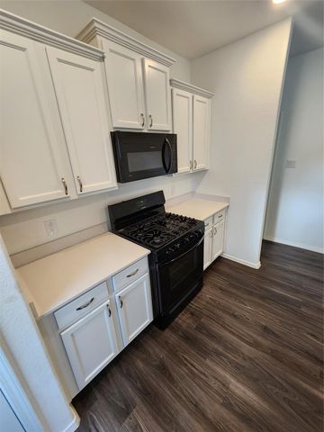 18419 Cobalt Cove Ln, Hockley, TX 77447