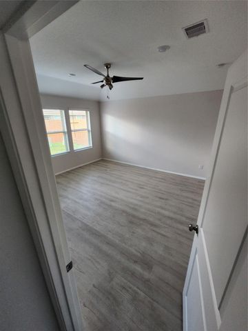 18419 Cobalt Cove Ln, Hockley, TX 77447