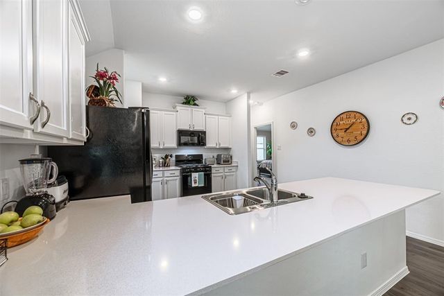 18419 Cobalt Cove Ln, Hockley, TX 77447
