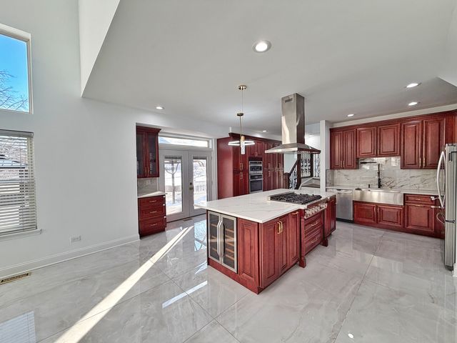 1404 Waterside Drive, Bolingbrook, IL 60490