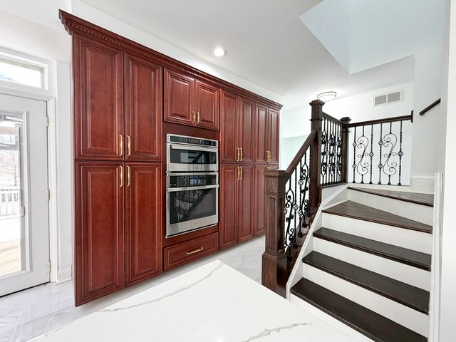 1404 Waterside Drive, Bolingbrook, IL 60490