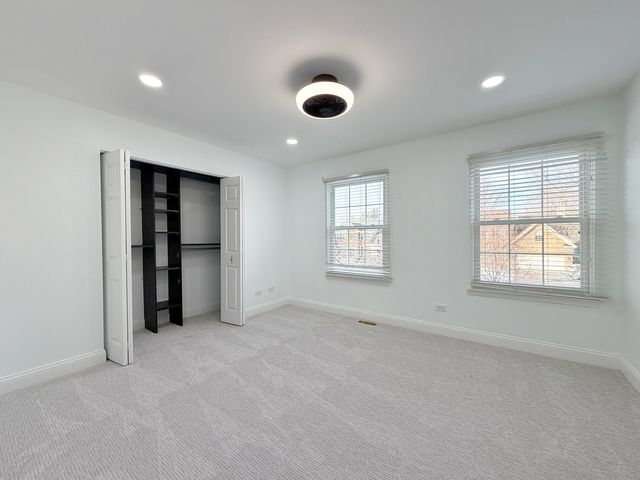 1404 Waterside Drive, Bolingbrook, IL 60490