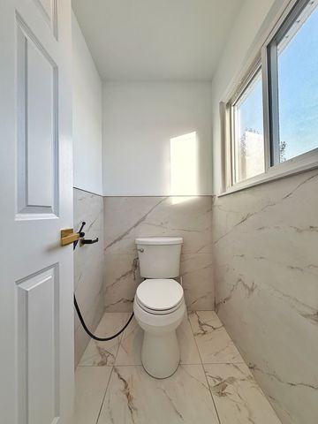 1404 Waterside Drive, Bolingbrook, IL 60490