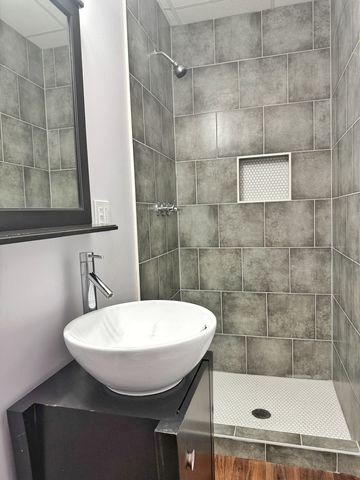 1404 Waterside Drive, Bolingbrook, IL 60490