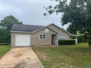 121 Bramblebush Drive, Toney, AL 35773