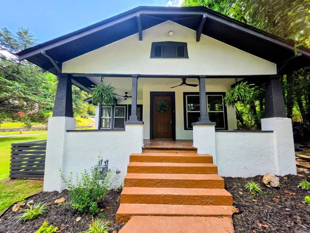 115 Roanoke Street, Hot Springs, AR 71901