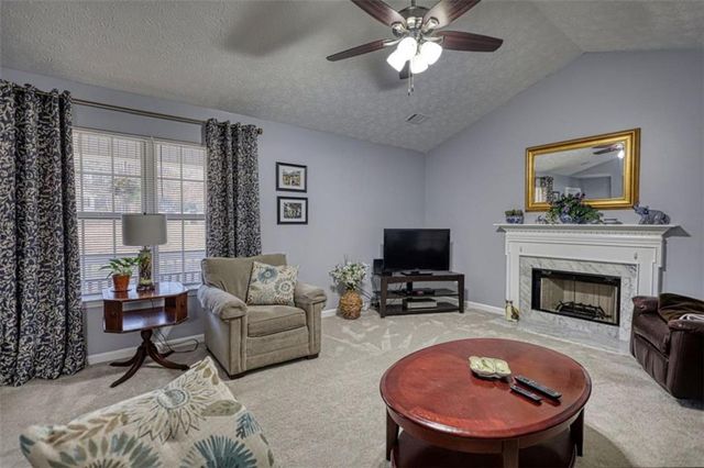 513 Cody Lane, Mcdonough, GA 30252