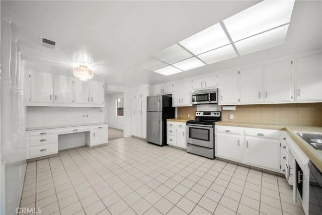 1277 Devon, Ventura, CA 93001