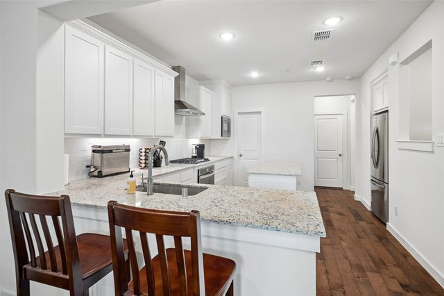 536 Ballustrade Drive, Irving, TX 75039