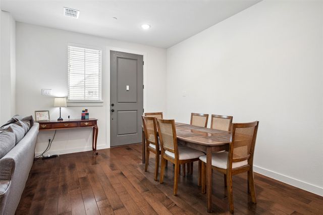536 Ballustrade Drive, Irving, TX 75039