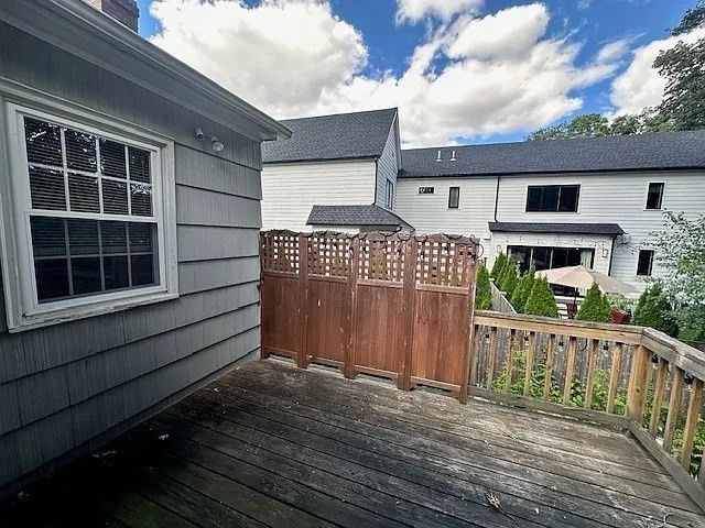 32 Coyne Rd 32, Newton, MA 02468