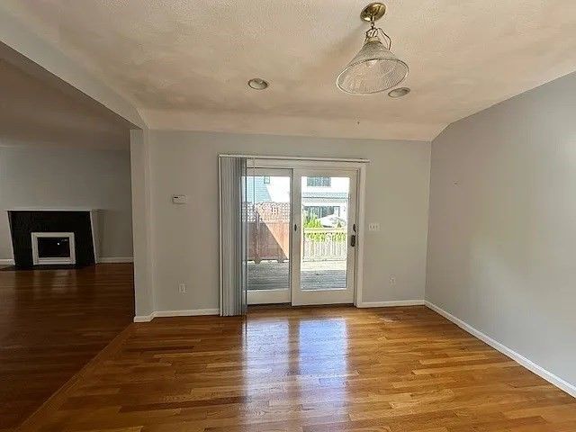 32 Coyne Rd 32, Newton, MA 02468