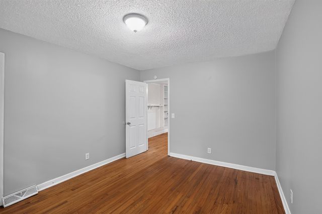114 Folkstone Street, Greenville, SC 29605