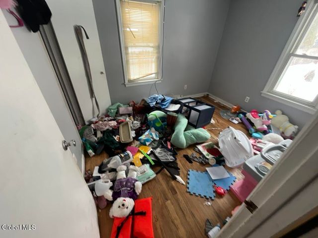 8 Oakland Drive, Johnstown, NY 12078