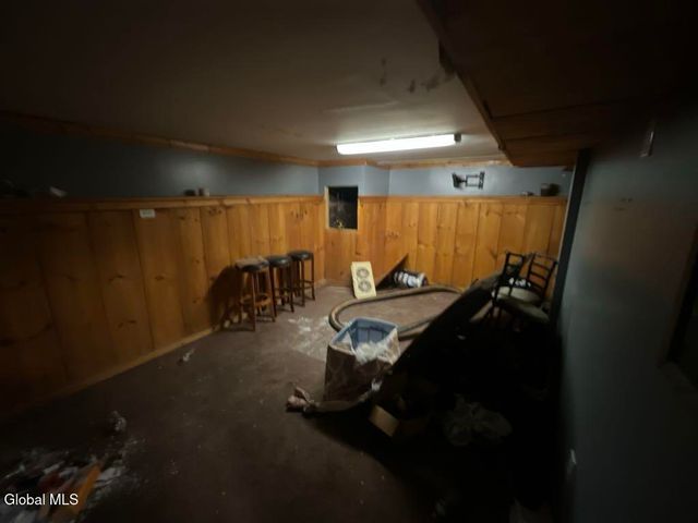 8 Oakland Drive, Johnstown, NY 12078