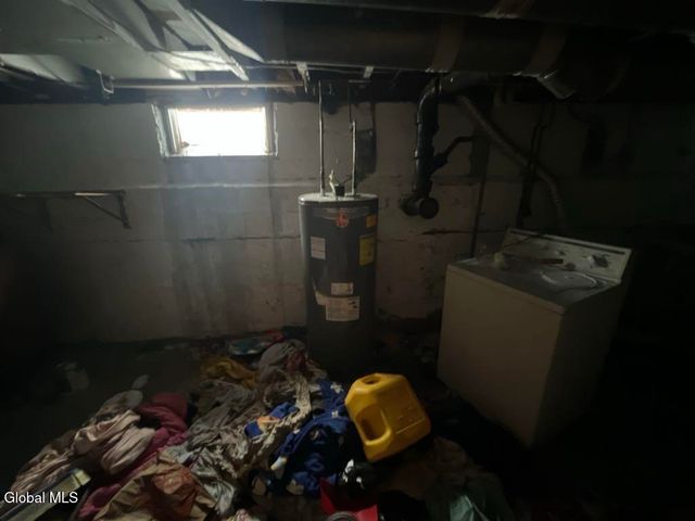 8 Oakland Drive, Johnstown, NY 12078