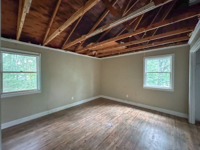 19 Montgomery Dr, Plymouth, MA 02360