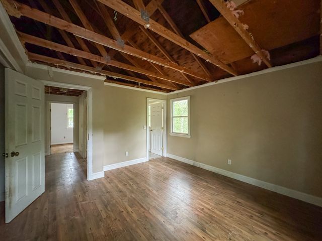 19 Montgomery Dr, Plymouth, MA 02360