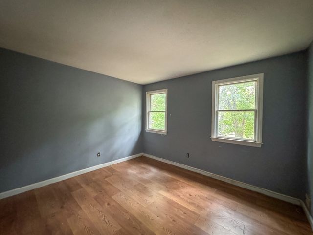 19 Montgomery Dr, Plymouth, MA 02360