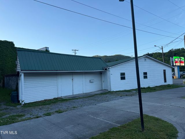 201 South 5th Street, Big Stone Gap, VA 24219