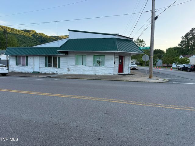 201 South 5th Street, Big Stone Gap, VA 24219