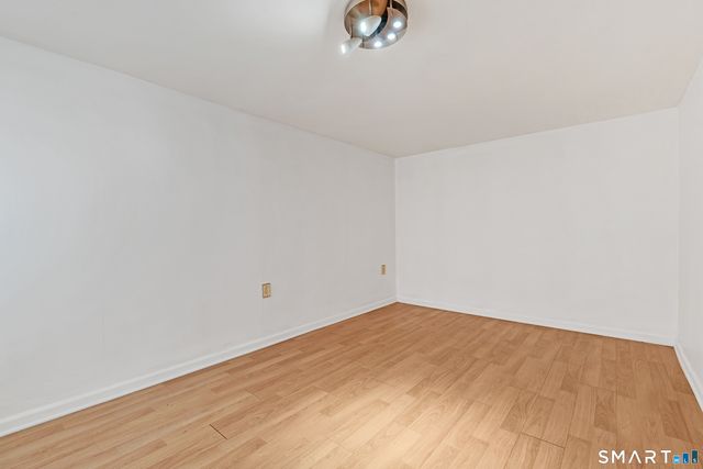 15 Shannon Lane, Groton, CT 06340