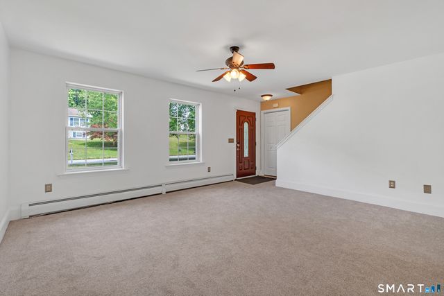 15 Shannon Lane, Groton, CT 06340