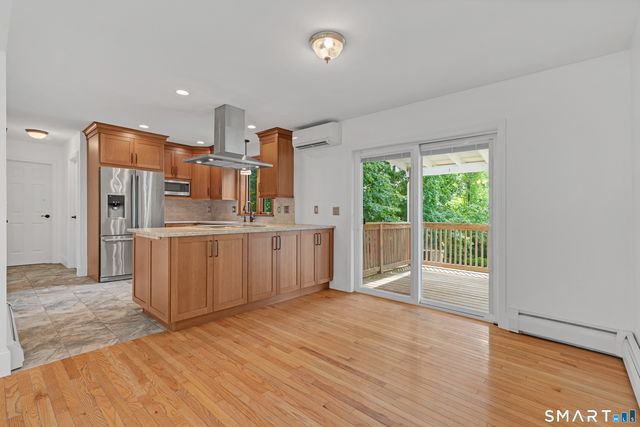 15 Shannon Lane, Groton, CT 06340
