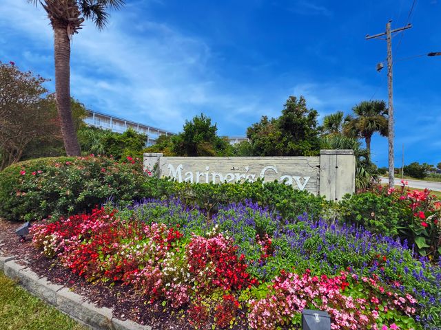 63 W Mariners Cay Drive, Folly Beach, SC 29439
