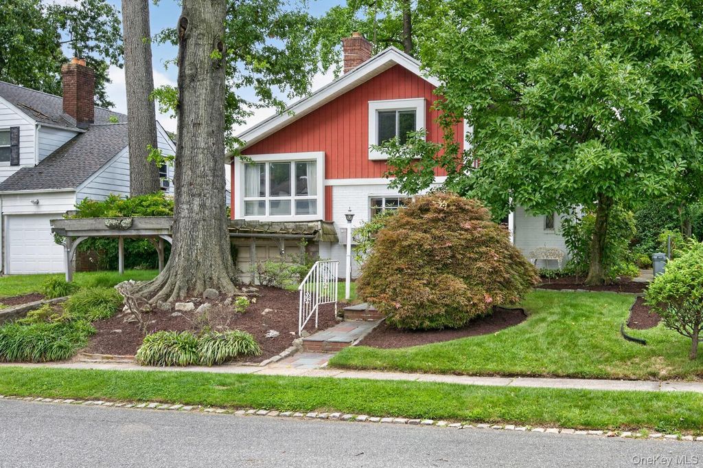85-22 213th Street, Hollis Hills, NY 11427 — exterior