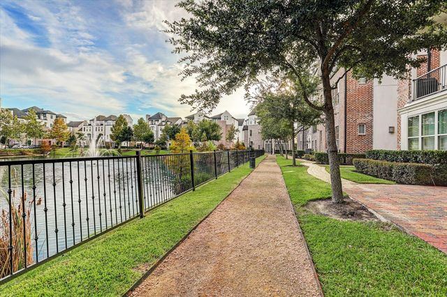 9682 Knight Road, Houston, TX 77045