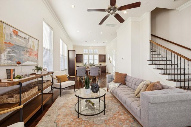 9682 Knight Road, Houston, TX 77045