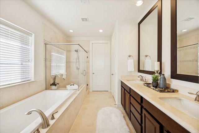 9682 Knight Road, Houston, TX 77045