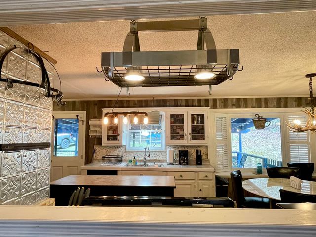 1522 Turkey Creek Road, Tellico Plains, TN 37385