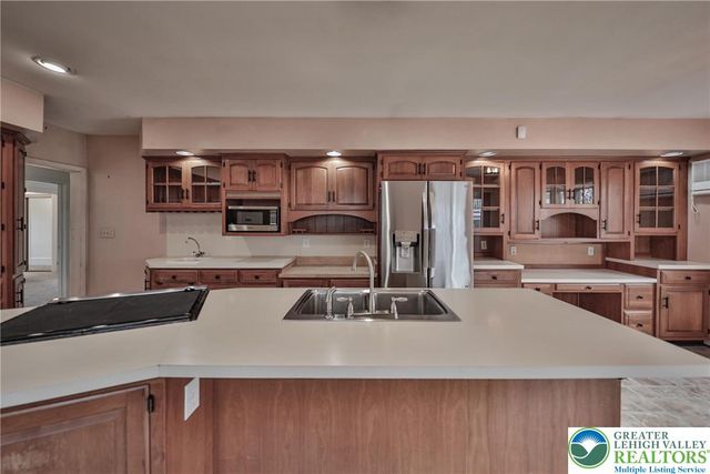 420 9th Street, Easton, PA 18042