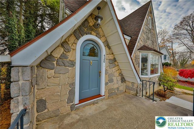 420 9th Street, Easton, PA 18042