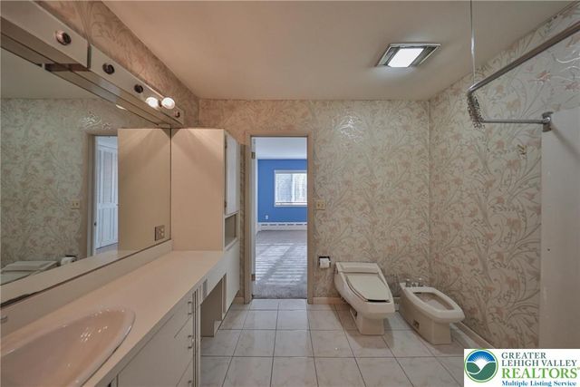 420 9th Street, Easton, PA 18042