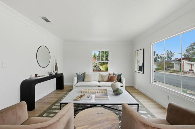 4906 Lorraine Dr, San Diego, CA 92115