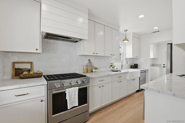 4906 Lorraine Dr, San Diego, CA 92115