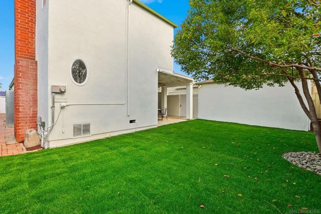 4906 Lorraine Dr, San Diego, CA 92115