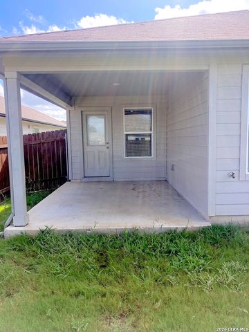 404 CHACO LOOP, Seguin, TX 78155