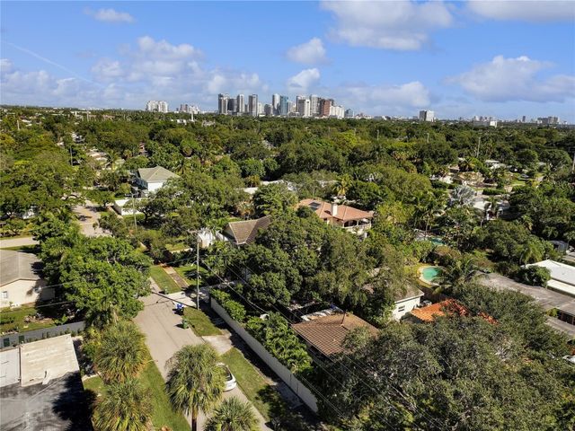 945 SW 19th Street, Fort Lauderdale, FL 33315