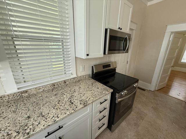 3902 W Wilson Street, Farmville, NC 27828