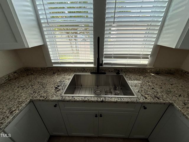 3902 W Wilson Street, Farmville, NC 27828